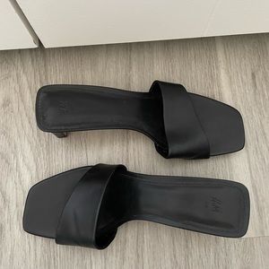 H&M kitten heel mules